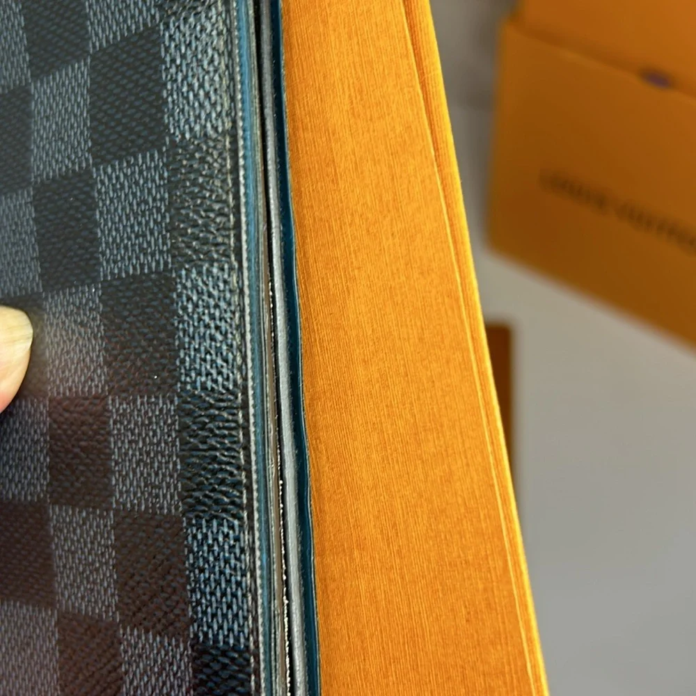 Louis Vuitton Brazza Demier Ebene Wallet